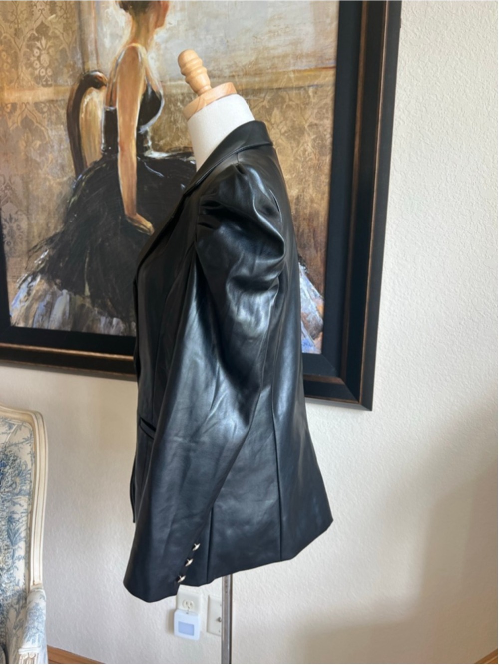 New Women's DOLCE CABO Black Faux Leather Puffed Sleeve Blazer M - Picture 6 of 9